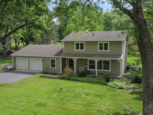 1966 Bob O Link Lane, Libertyville, IL 60048
