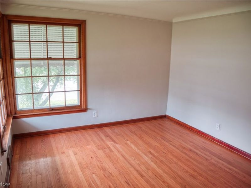 7507 Arden Avenue, Parma, OH 44129 Photo 8