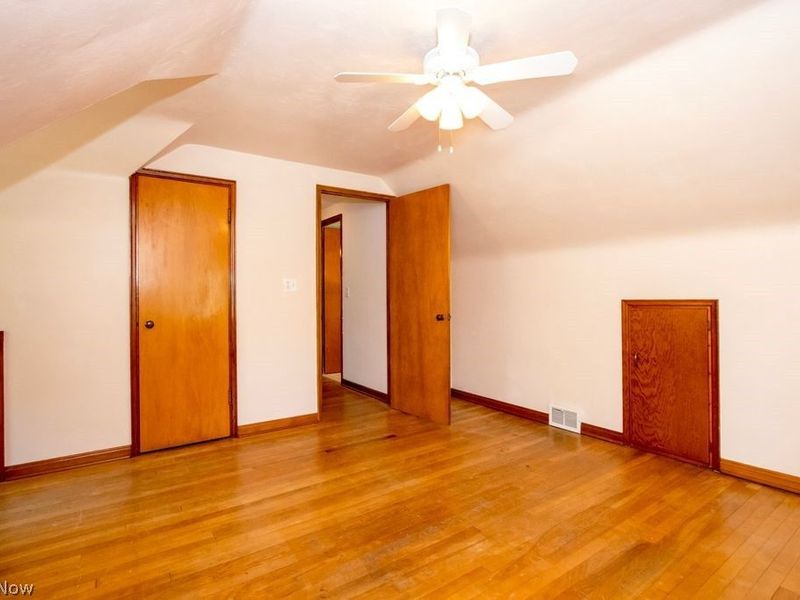 576 Hartzler Street , Wooster, OH 44691 Photo 14