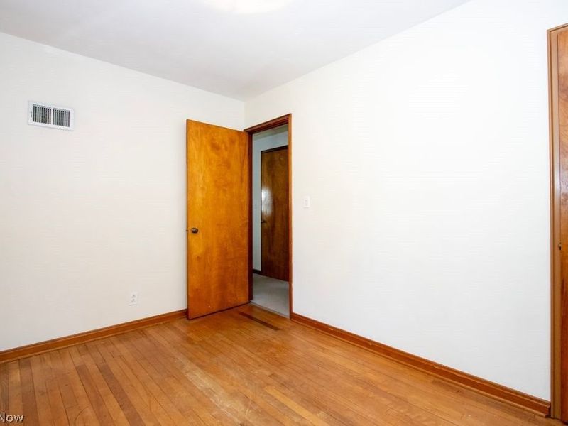 576 Hartzler Street , Wooster, OH 44691 Photo 16
