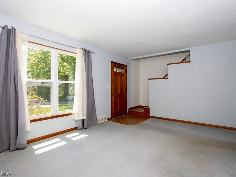 576 Hartzler Street , Wooster, OH 44691 Photo 2