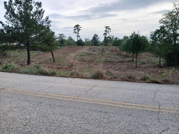 400 McAllister RD, Bastrop, TX 78602