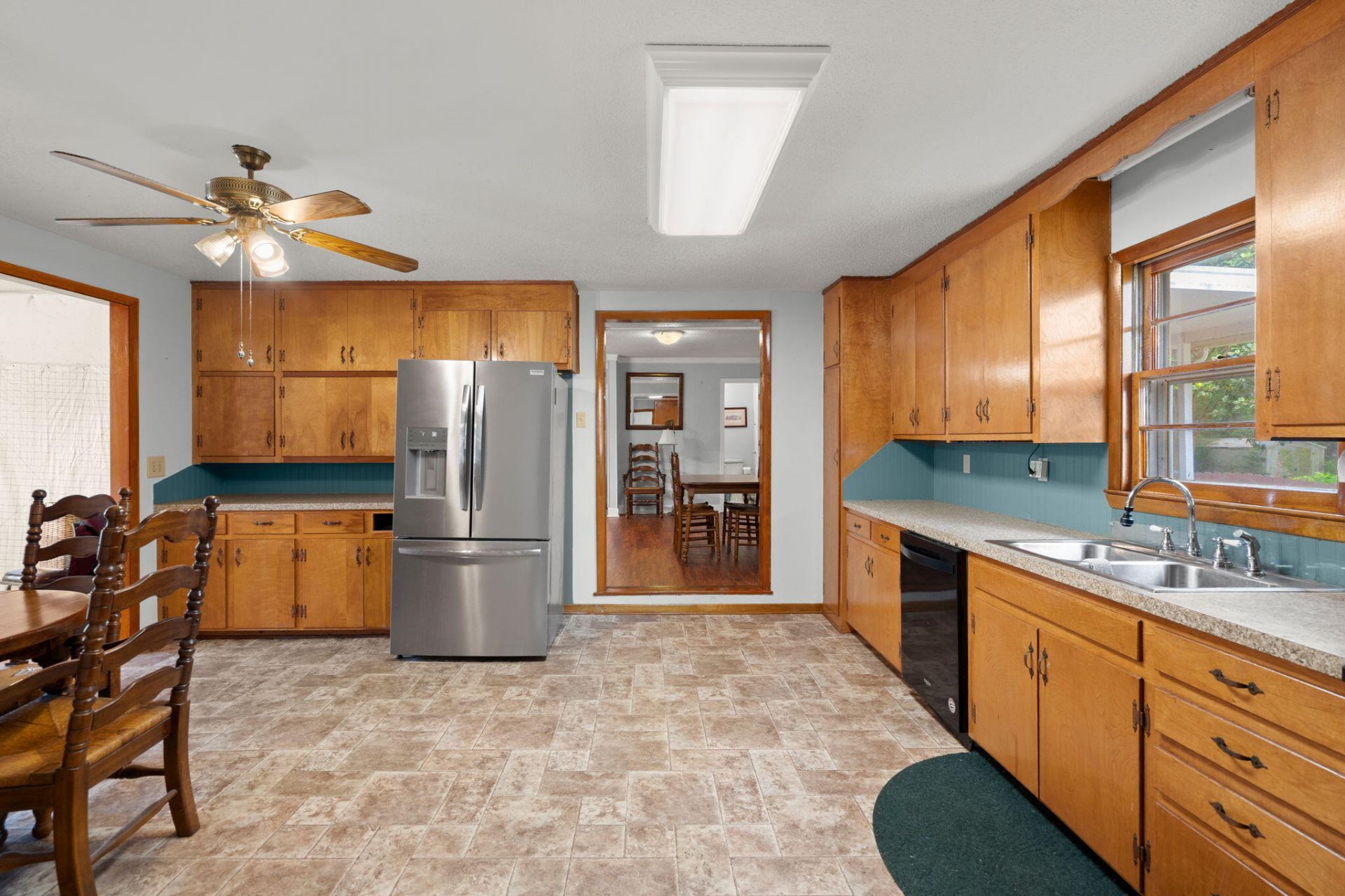 1022 Riverview Drive Photo 10