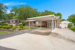 1022 Riverview Drive photo 4