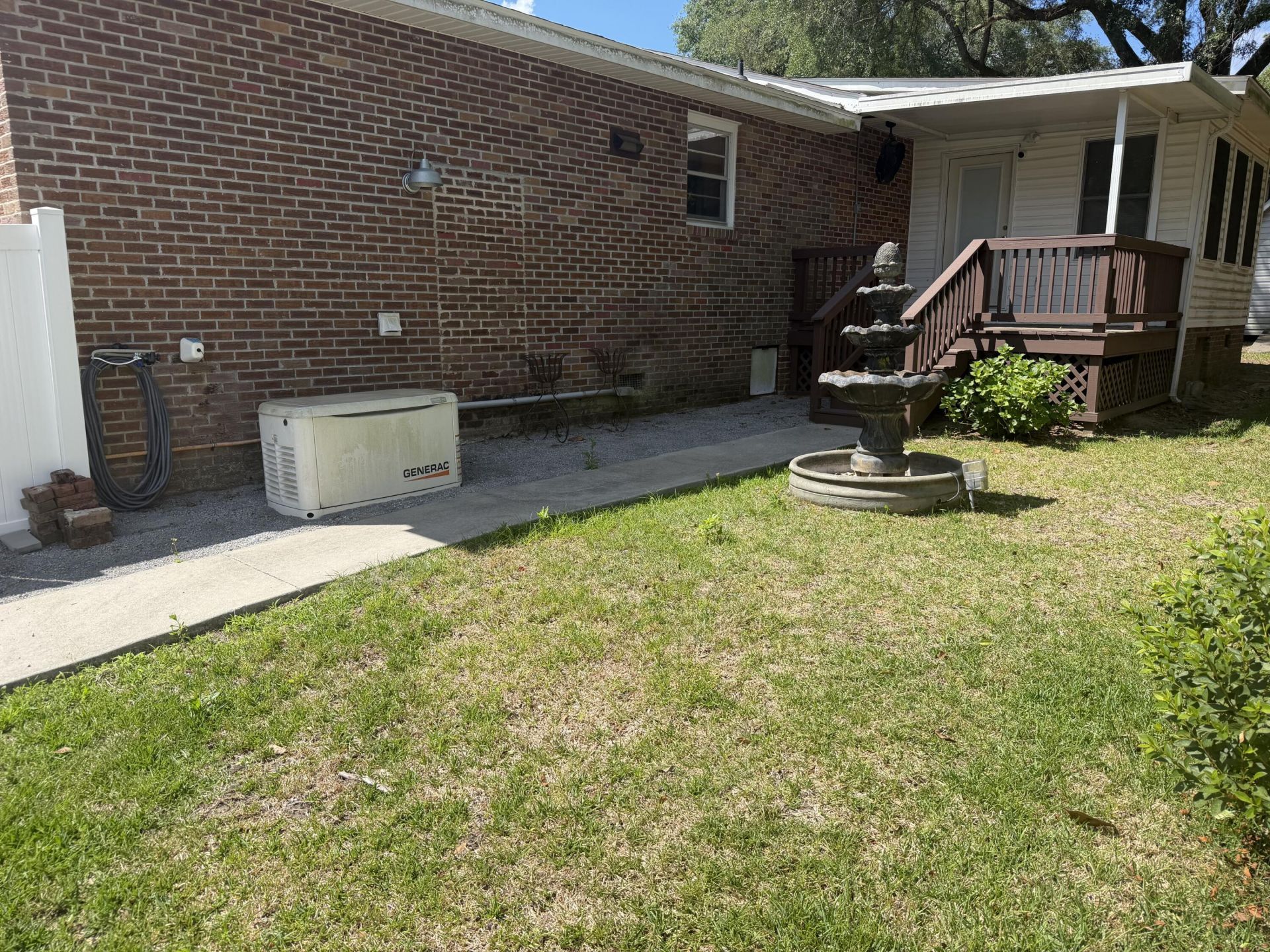 1022 Riverview Drive Photo 5