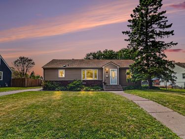 1009 Marshall Avenue, Saint Paul Park, MN 55071