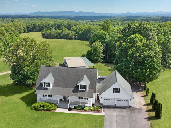 5320 Old Franklin , Glade Hill, VA 24092