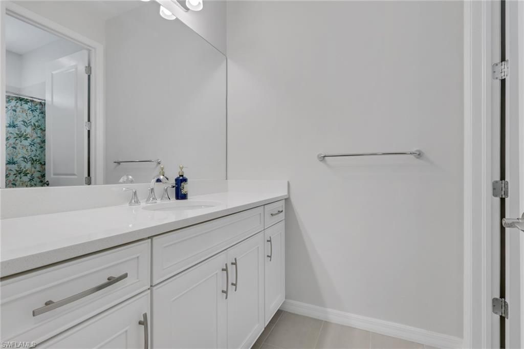 2665 Seychelles Cir , Unit 1907, Naples, FL 34112 Photo