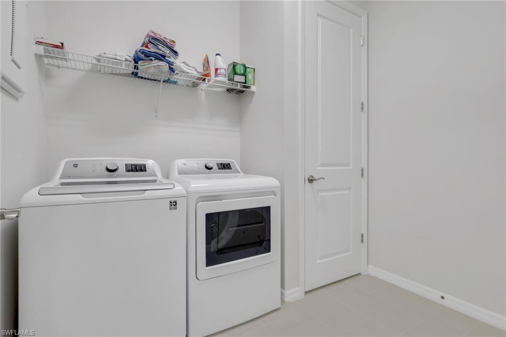 2665 Seychelles Cir , Unit 1907, Naples, FL 34112 Photo