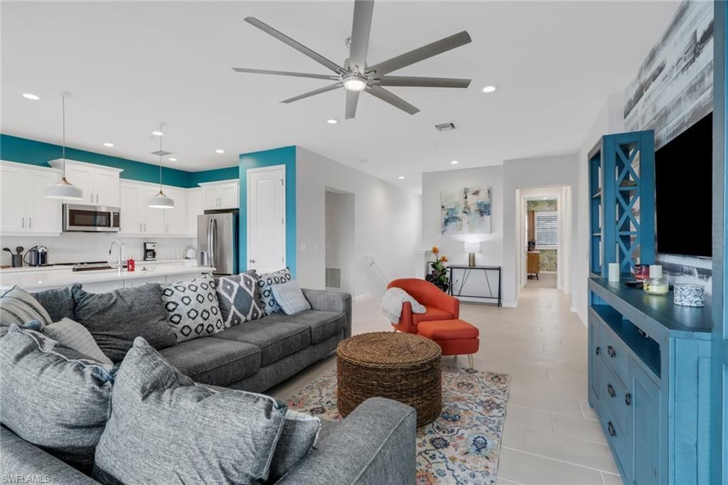 2665 Seychelles Cir , Unit 1907, Naples, FL 34112 Photo