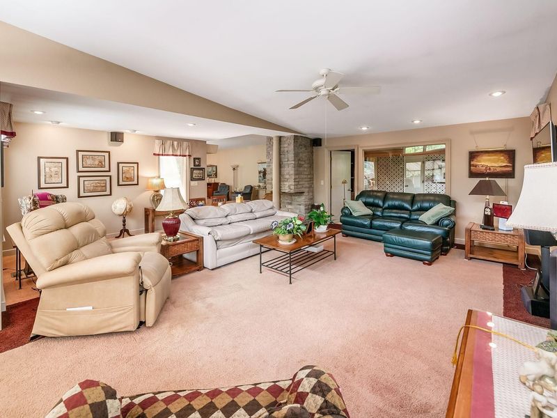 2511 Edington Road , Columbus, OH 43221 Photo 12