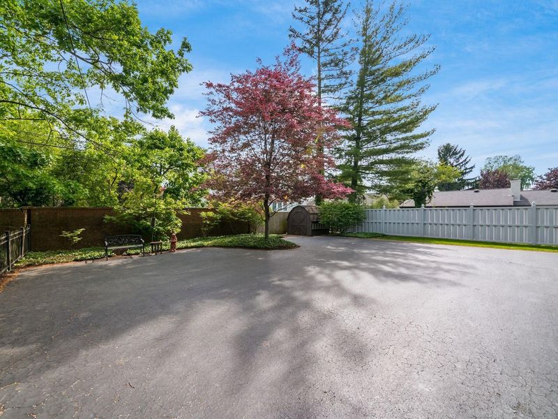 2511 Edington Road , Columbus, OH 43221 Photo 47