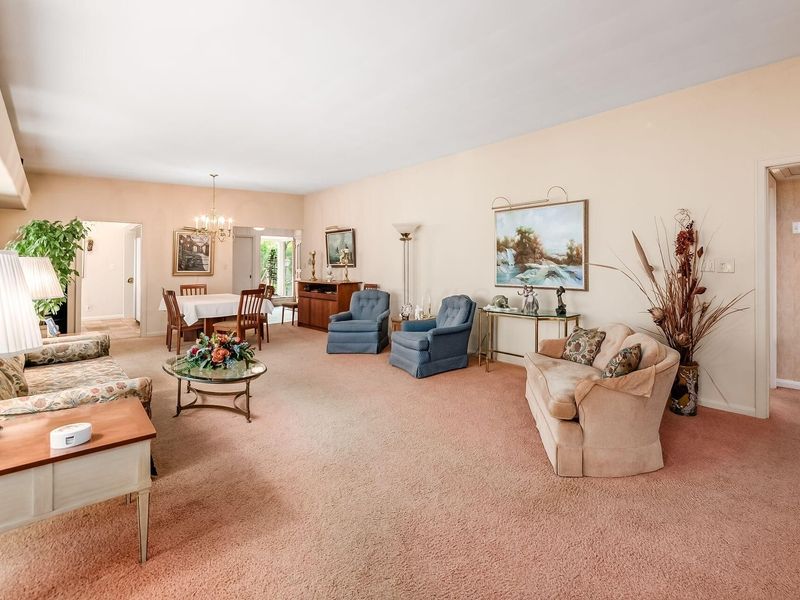 2511 Edington Road , Columbus, OH 43221 Photo 8