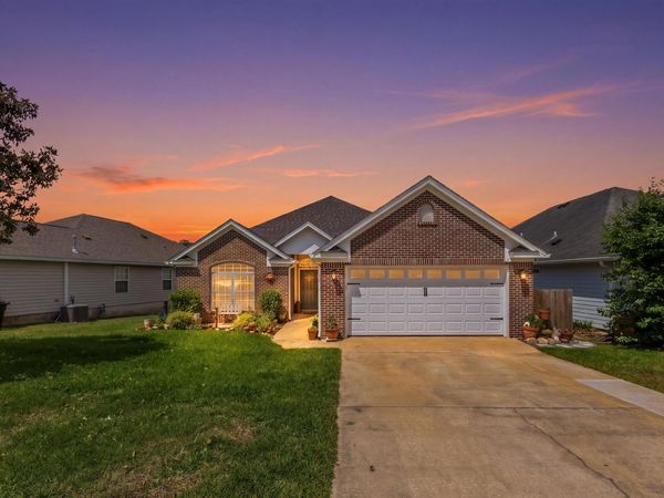 8424 Ivy Brook Lane , Tallahassee, FL 32312