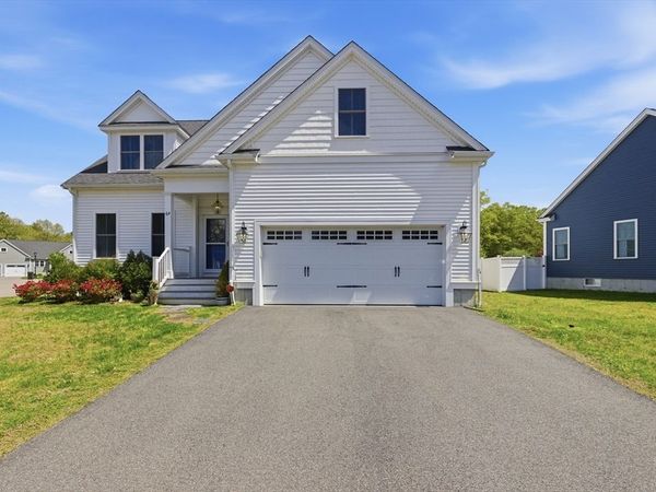 64 Monique, Bellingham, MA 02019