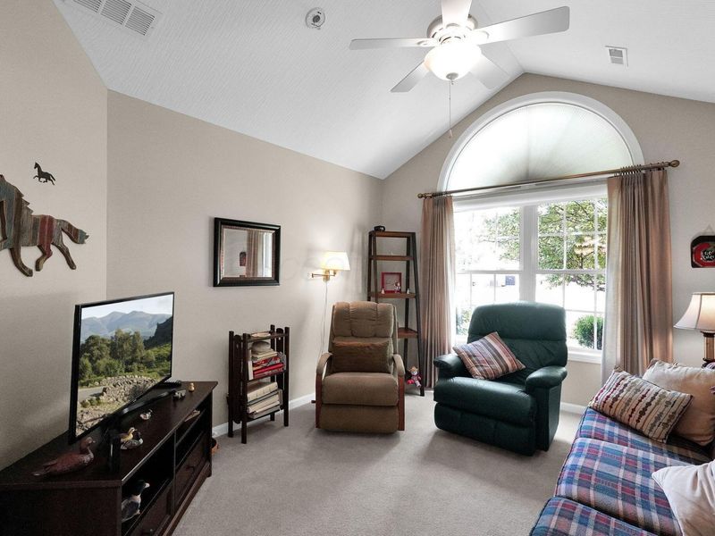 1196 Trotter Lane, Circleville, OH 43113 Photo 10