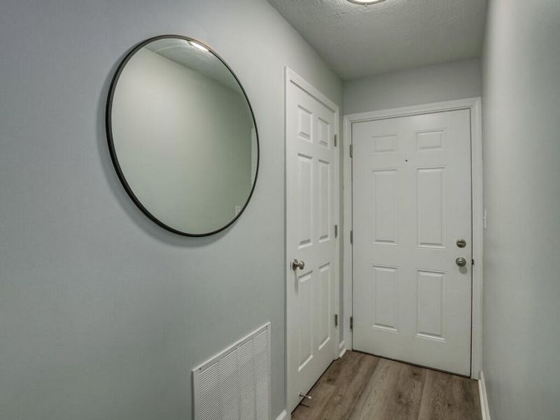 33 Rio Grande Circle, Unit 8, Florence, KY 41042 Photo 2