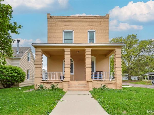 500 Wabash Avenue , Belleville, IL 62220