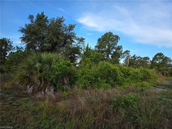 615 Johns AVE , LEHIGH ACRES, FL 33972
