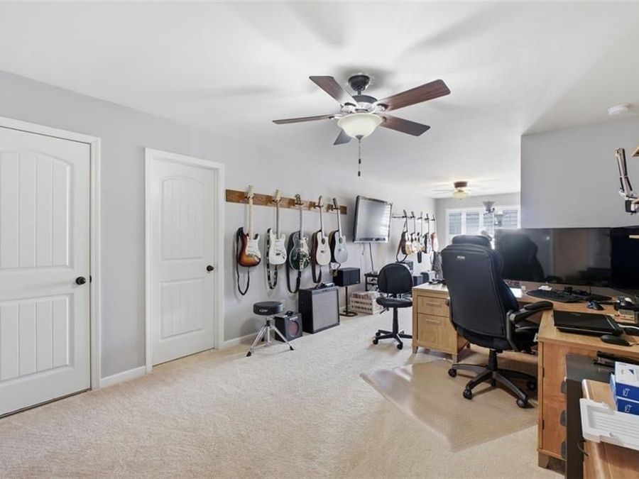 Property Image 38