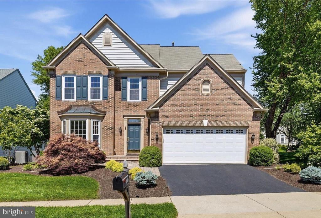 43232 Golf View Drive, Chantilly, VA 20152 Main Photo