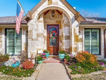 9159 Dunmore Drive, Dallas, TX 75231