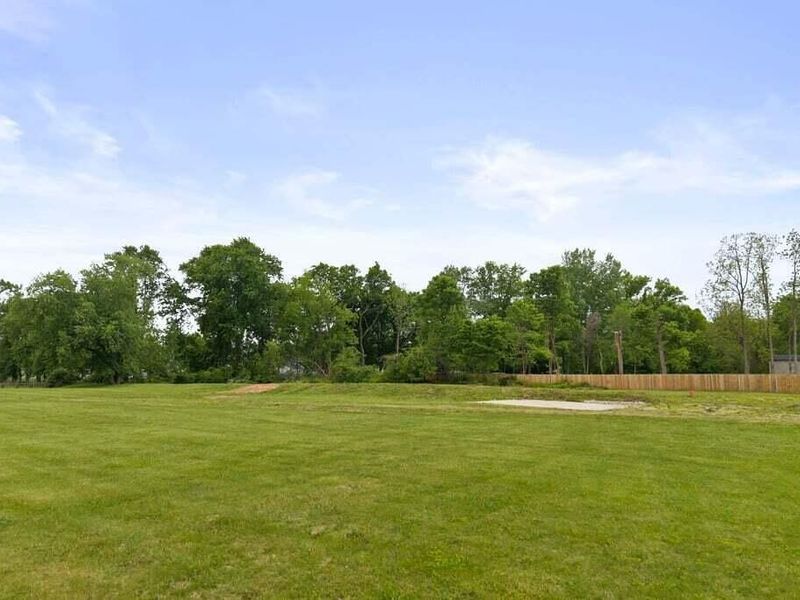 2139-2121 Sonora Drive , Grove City, OH 43123 Photo 11