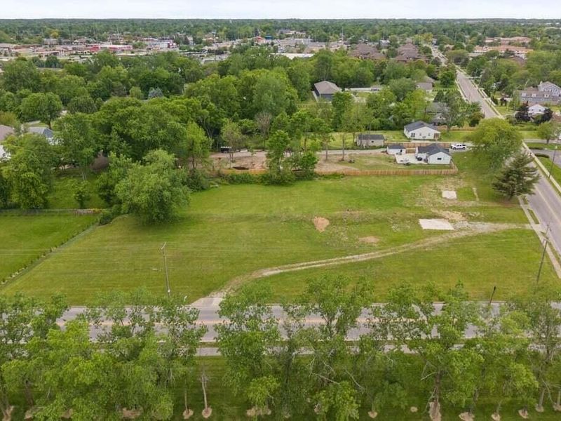 2139-2121 Sonora Drive , Grove City, OH 43123 Photo 7