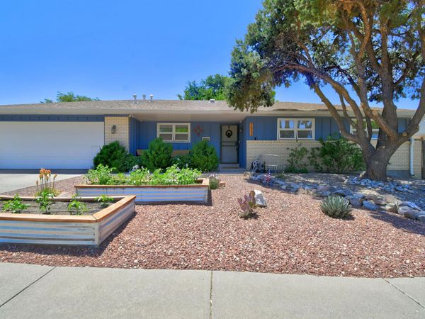 7512 Bellrose Avenue NE, Albuquerque, NM 87110