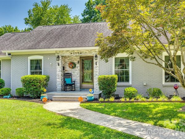 1325 Bucknell Avenue , Gastonia, NC 28054