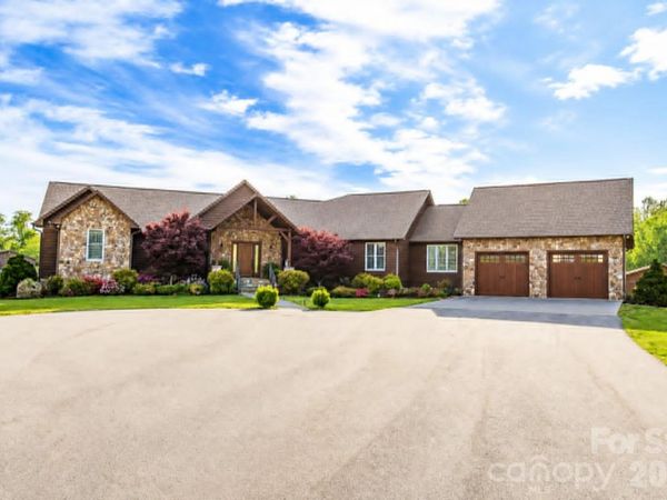 1083 Union Community Road , Thurmond, NC 28683