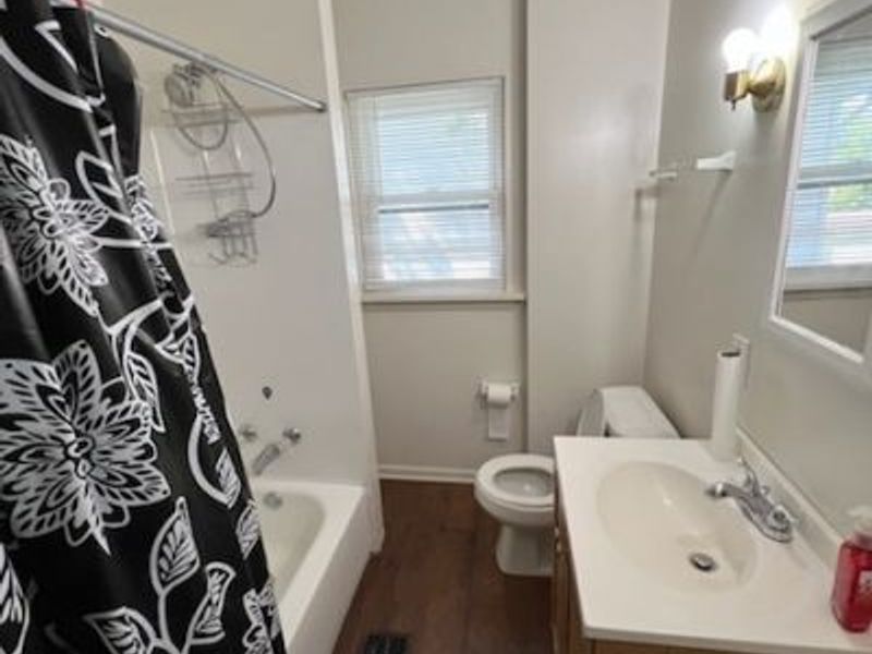 52 E Brookside Avenue , Akron, OH 44301 Photo 30