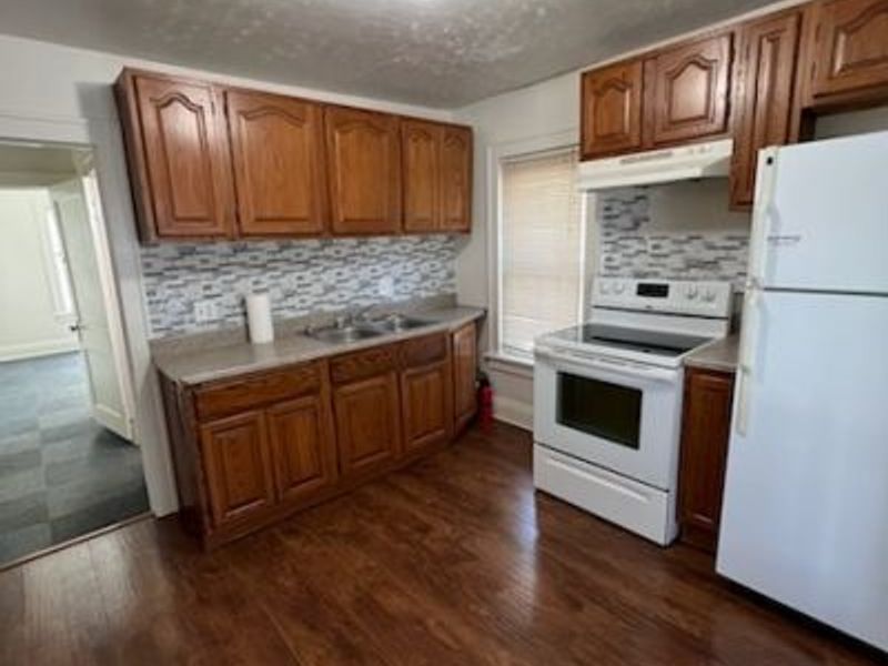 52 E Brookside Avenue , Akron, OH 44301 Photo 33