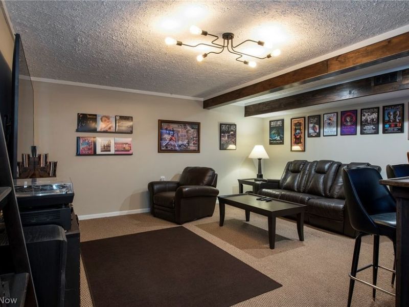 8537 Bentley Drive, Olmsted Falls, OH 44138 Photo 21