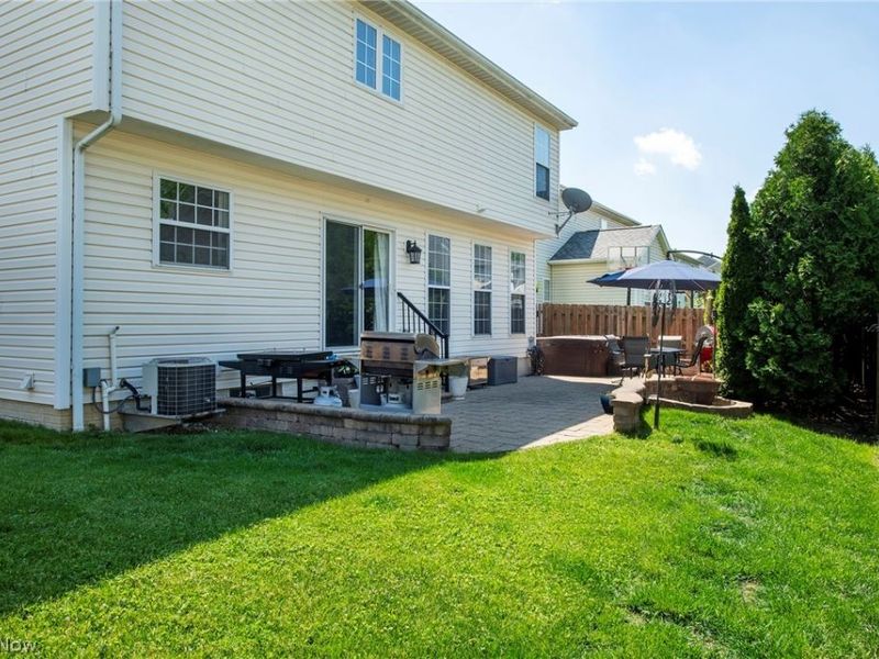 8537 Bentley Drive, Olmsted Falls, OH 44138 Photo 26