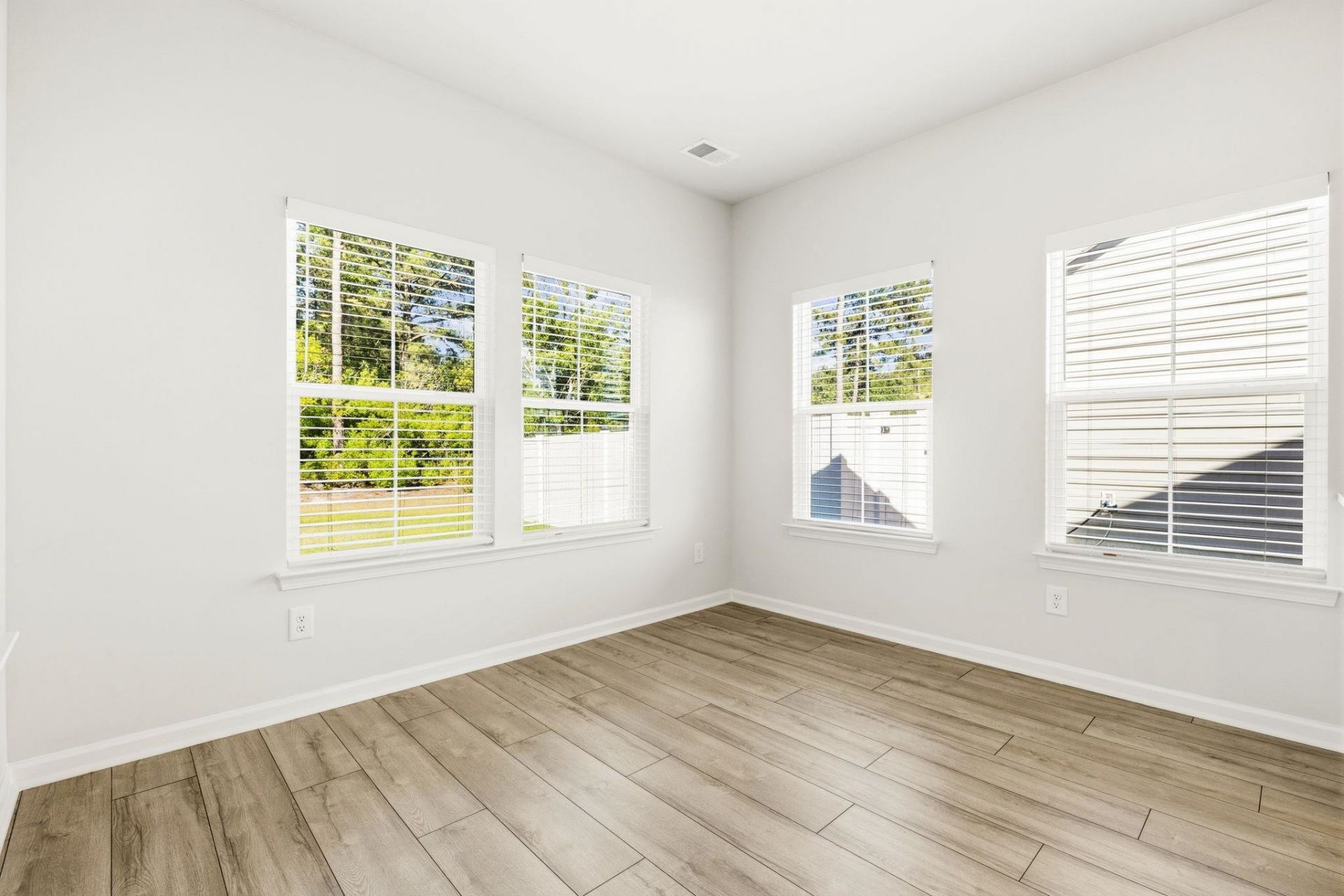 207 Augusta Green Way Photo 16