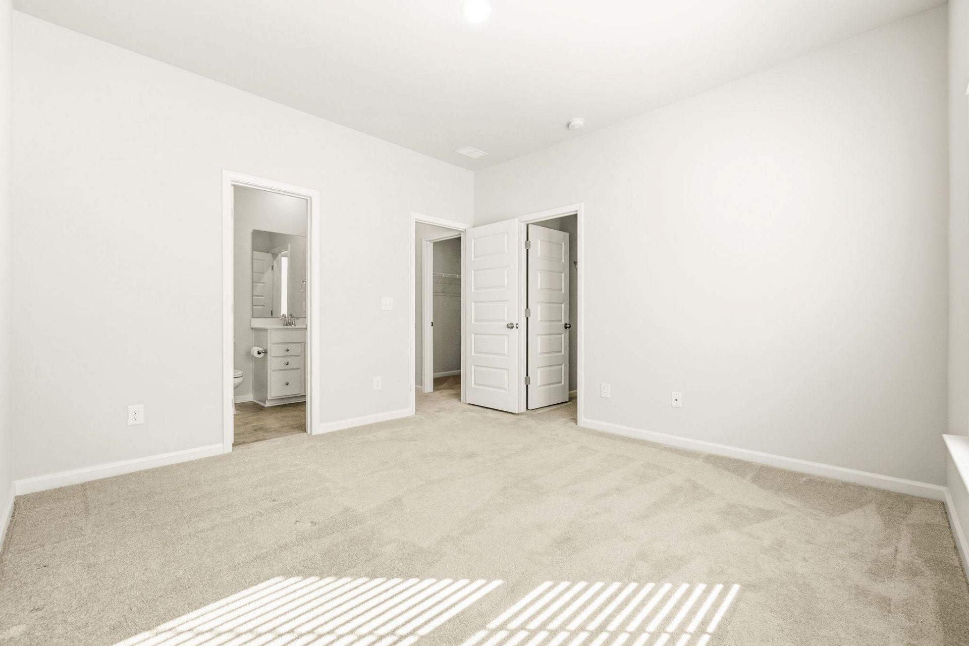 207 Augusta Green Way Photo 32