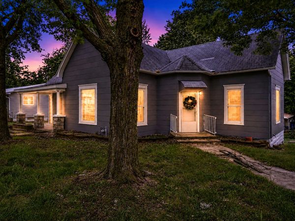 500 S Jackson Street , El Dorado Springs, MO 64744