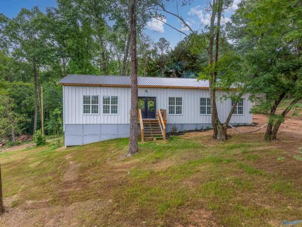 315 Stinson Street, Centre, AL 35960