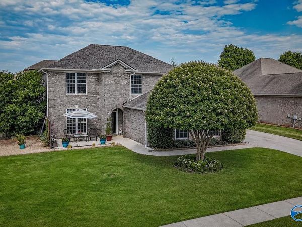 7509 Parktrace Lane SE, Owens Cross Roads, AL 35763