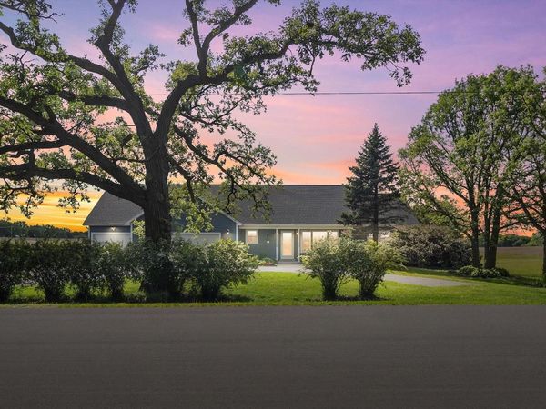 N5963 Foster ROAD, Elkhorn, WI 53121