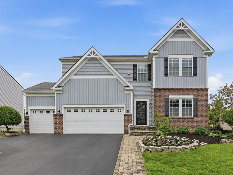 235 Weeping Willow Run Drive, Johnstown, OH 43031 Photo 3