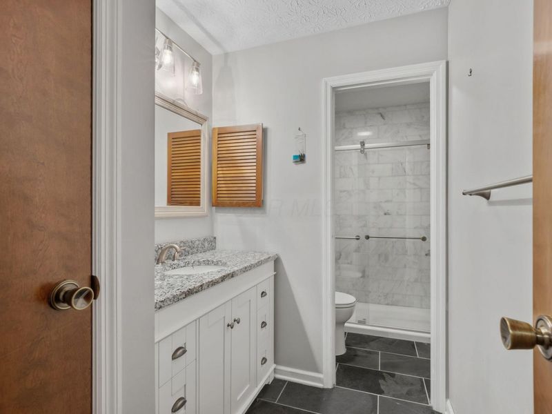 5385 Shannon Lane , Unit 85, Columbus, OH 43235 Photo 17