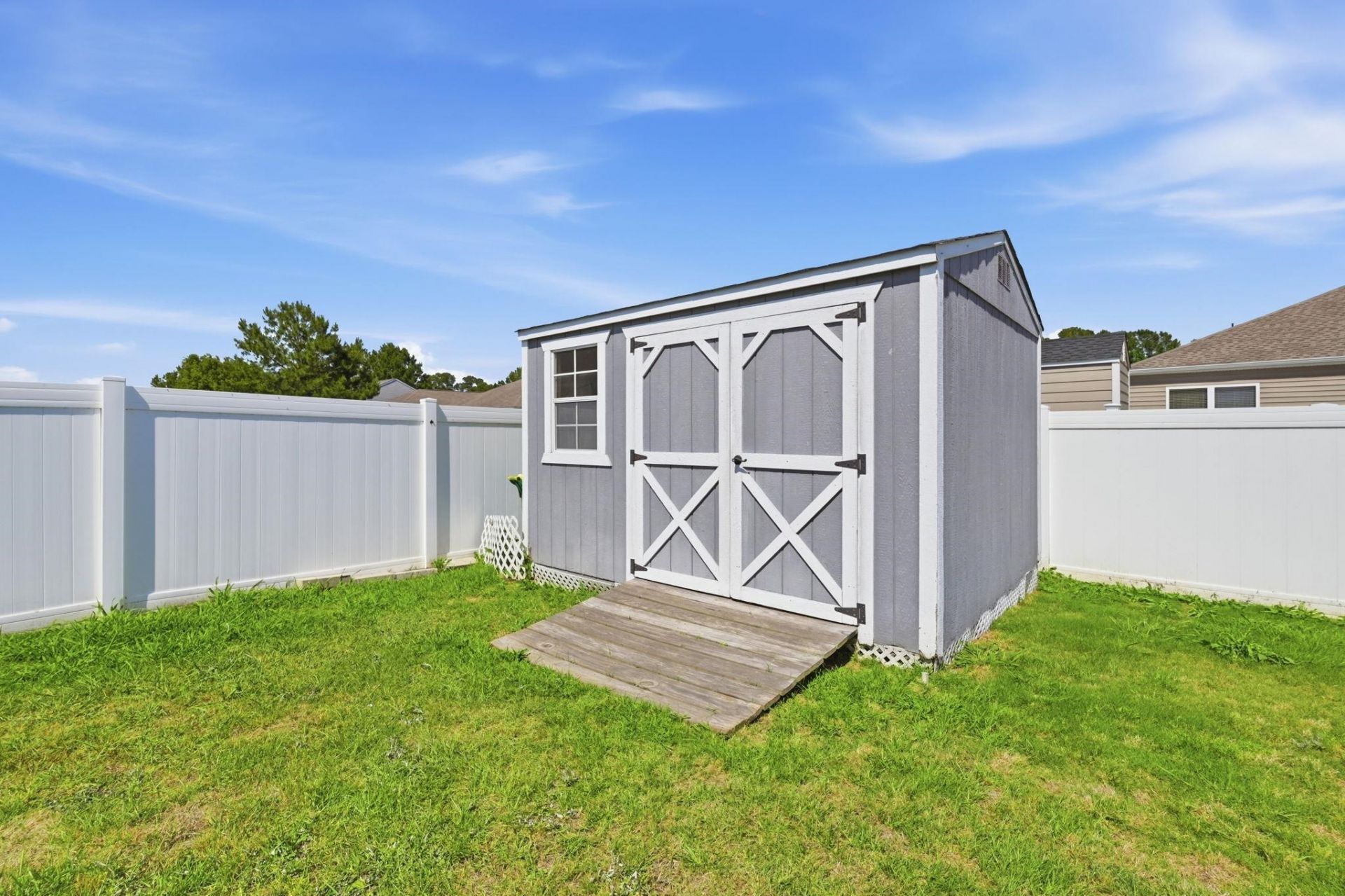 430 Quinta St. Photo 12