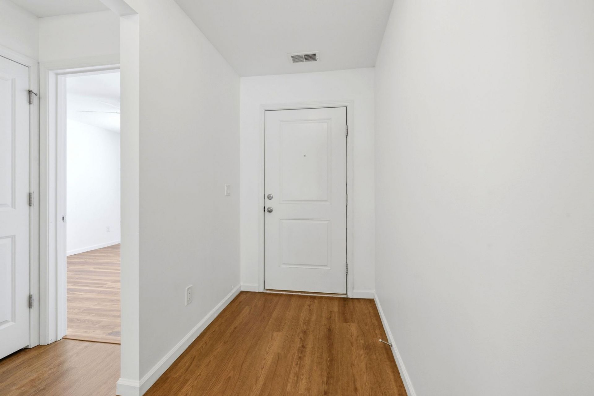 430 Quinta St. Photo 17