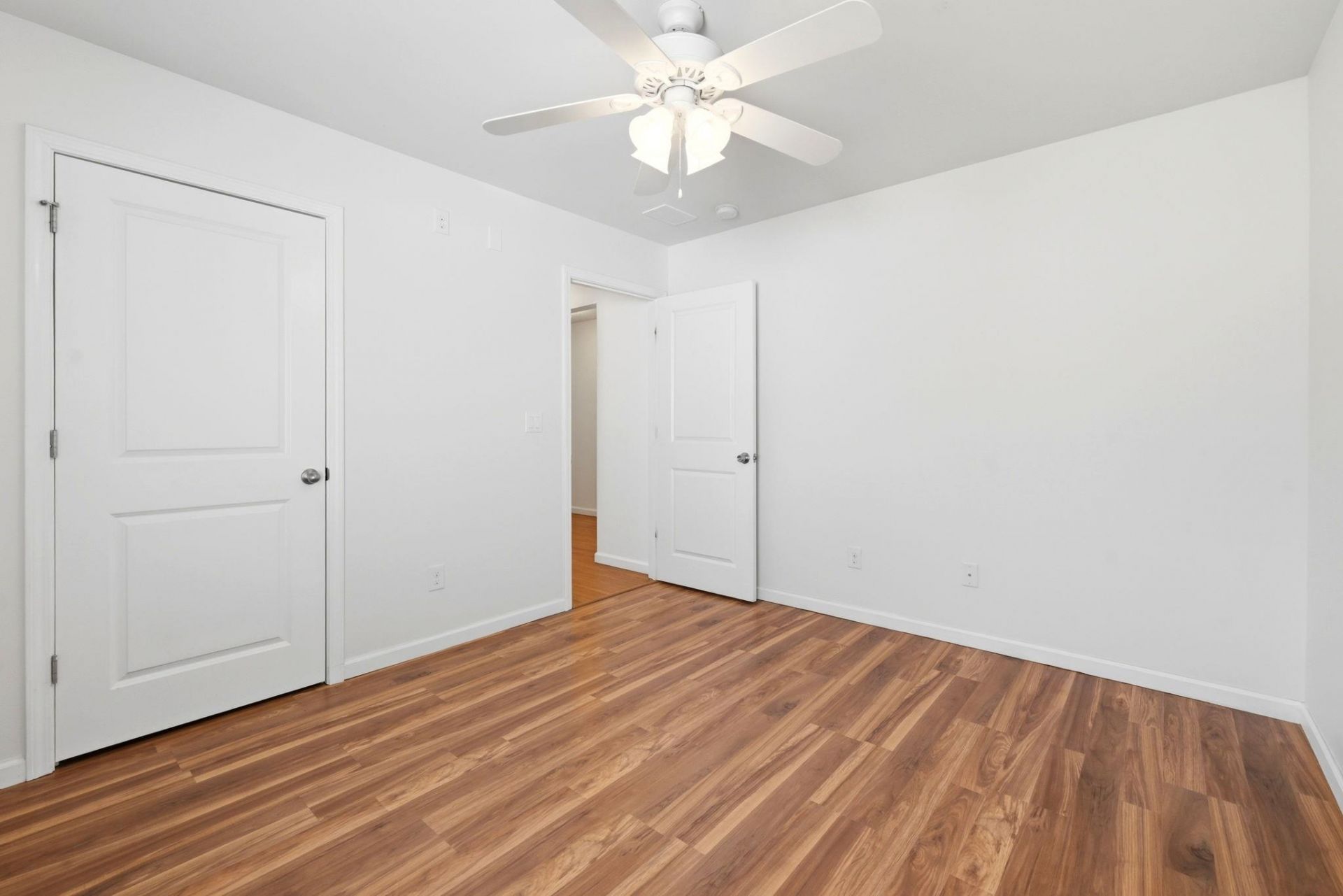 430 Quinta St. Photo 22