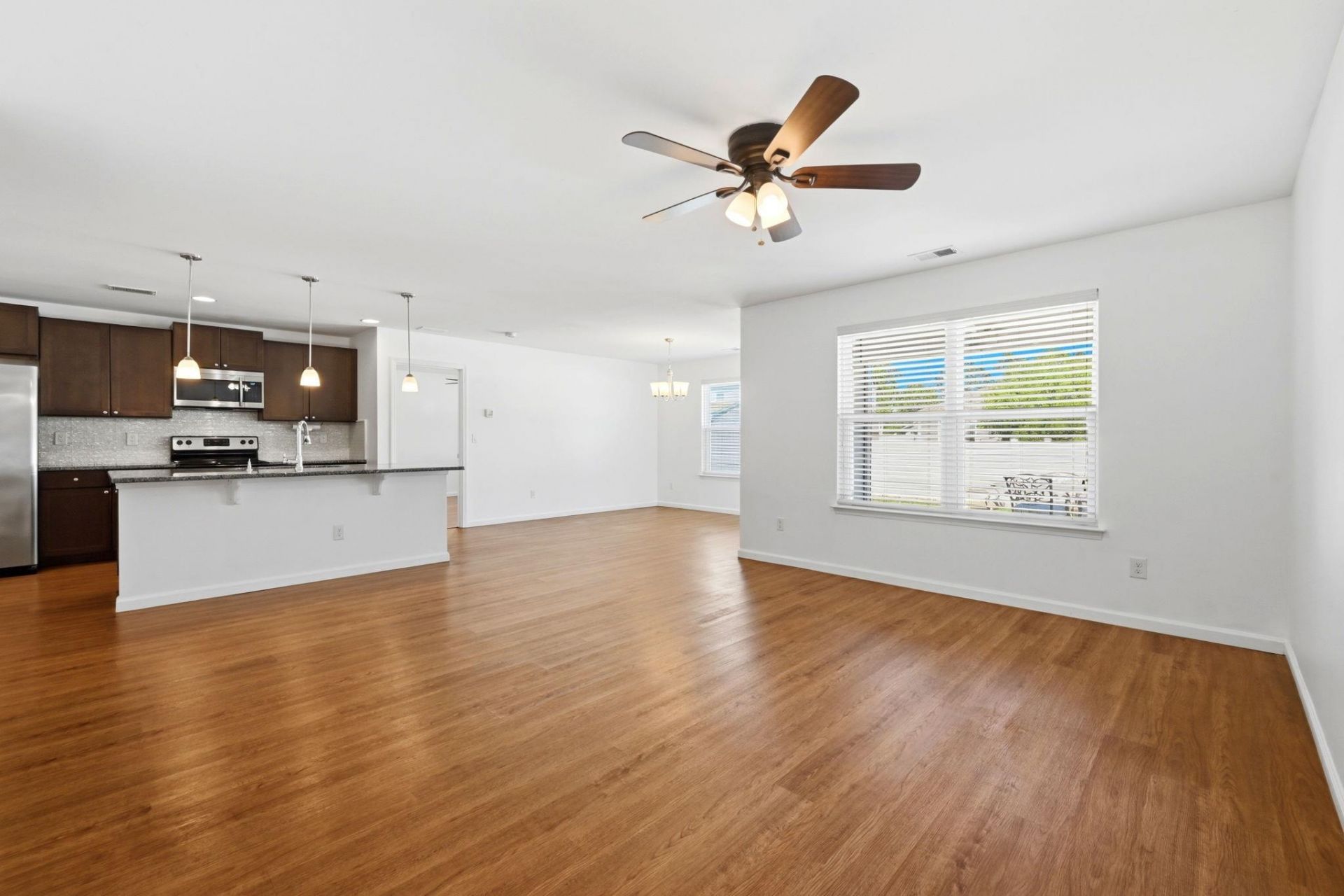 430 Quinta St. Photo 7
