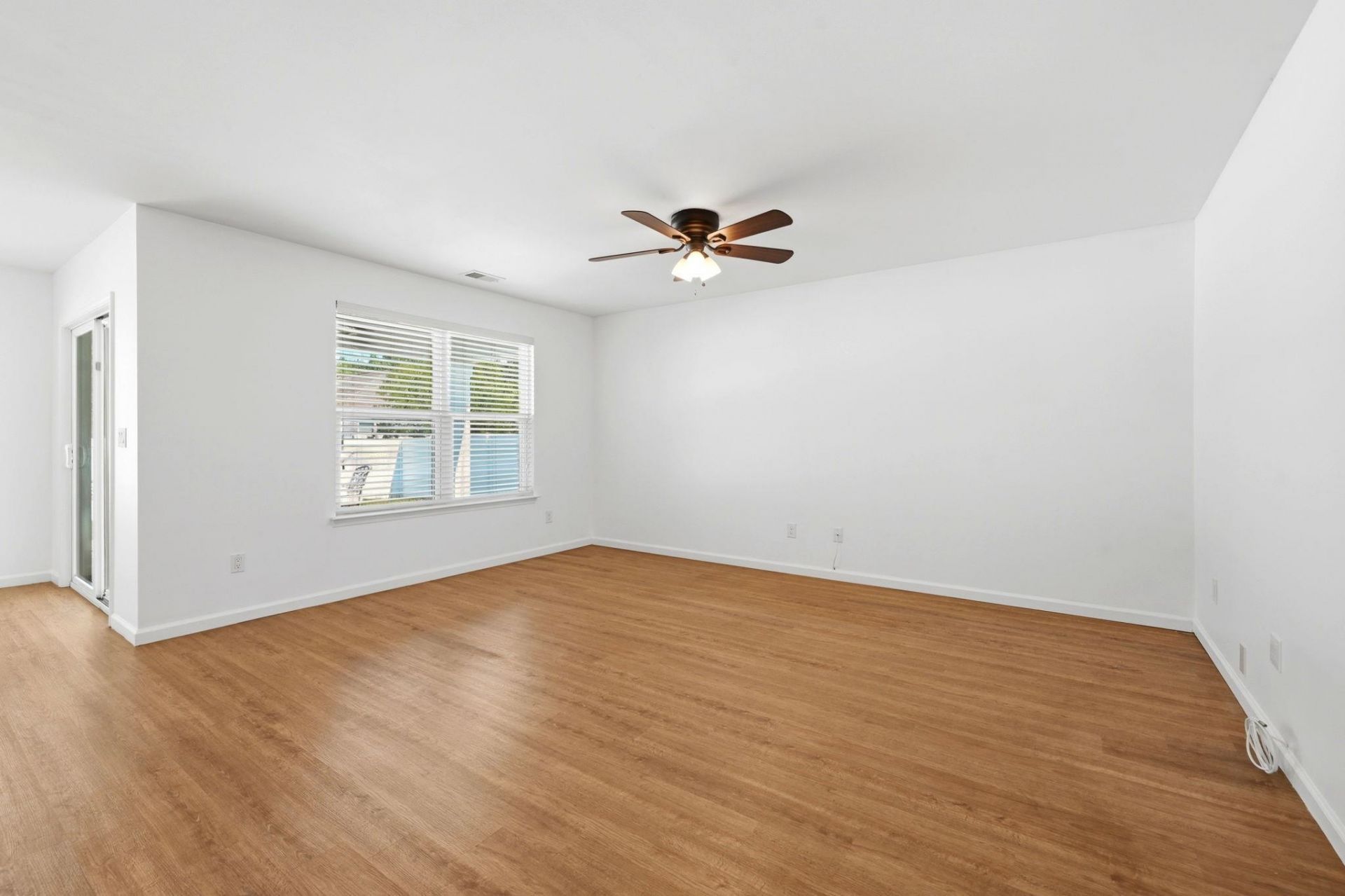 430 Quinta St. Photo 9