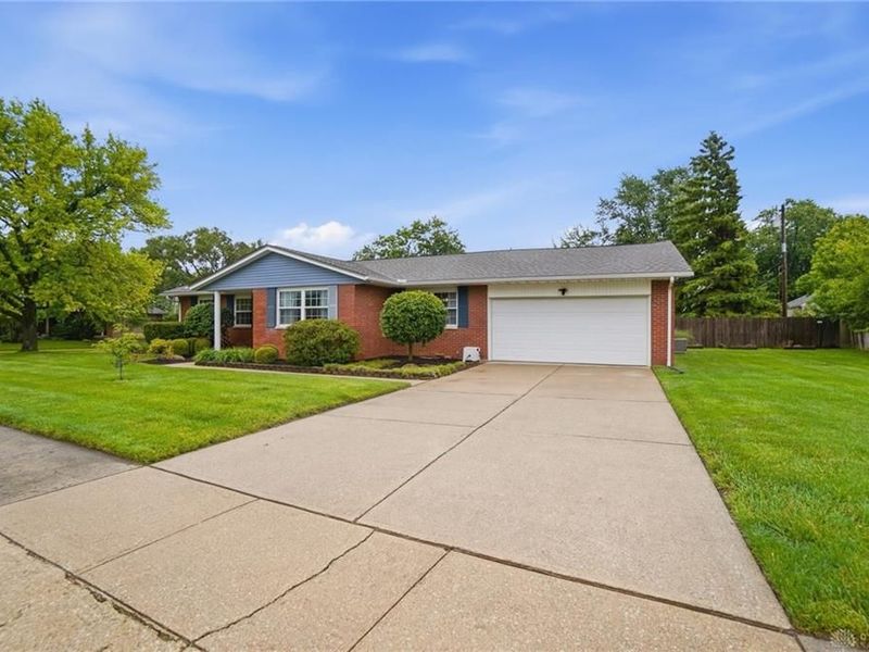 247 Plymouth Avenue, Brookville, OH 45309 Photo 2
