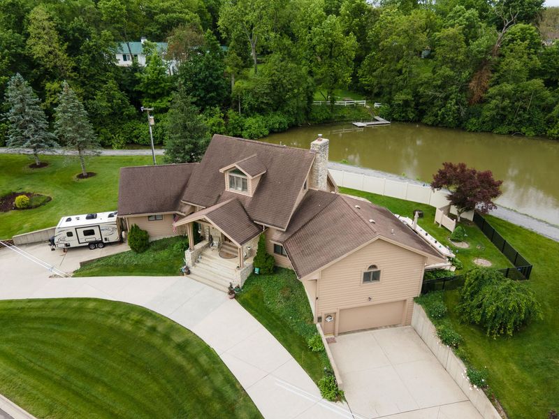 1000 Echo Lake Drive, Piqua, OH 45356 Photo 5